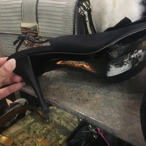Stuart Weitzman Shoes - Stuart Weitzman heels size9 Stuart Weitzman Shoes - Stuart Weitzman heels size9
